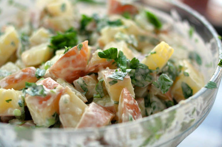 Salad khoai tây ngon miệng mà dễ làm