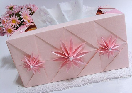 Khoác lớp áo origami cho hộp đựng khăn giấy thêm xinh