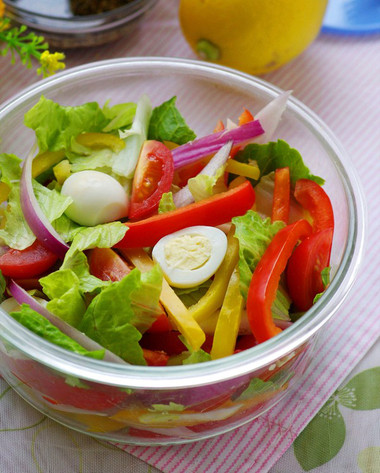 Salad sắc màu, ăn ngon mà dễ làm