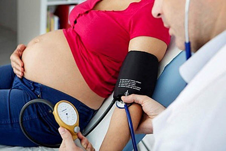 Nguy cơ tiềm ẩn của việc sinh con muộn - Sức Khỏe - Chăm sóc sức khỏe - Sức khỏe phụ nữ - Sức khỏe sinh sản