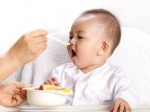 Chế độ ăn uống hợp lý cho bé 1 năm tuổi