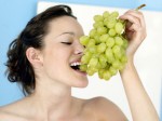 Bà bầu ăn nho rất cho lợi cho bé