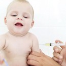 Trẻ sơ sinh thiếu vitamin K rất dễ xuất huyết não