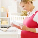 Mẹ bầu không nên tự làm bác sĩ!