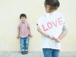 Nên làm gì khi phát hiện trẻ làm ‘chuyện vợ chồng’?