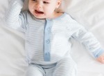 Những lý do khiến bé đột nhiên thức giấc nửa đêm