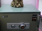 Giúp bạn đặt két sắt giữ được tiền lâu hơn