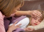 Khi nào thì cần đưa trẻ bị sốt tới bệnh viện?