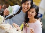 Anh luôn làm cho quá khứ đeo bám, hành hạ tôi
