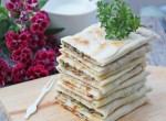 Bữa sáng ngon miệng với bánh mỳ tự làm