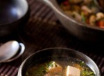 Canh đậu nấu nấm, giầu đạm, đủ chất mà không béo