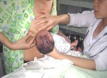 Cách giải quyết tình trạng ít sữa sau sinh