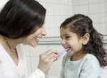 Chăm sóc răng sữa cho trẻ đúng cách