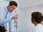 Chia tay vì không chịu nổi tính ghen tuông và kiểm soát của người yêu