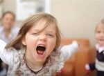 Để trẻ vượt qua nỗi tức giận