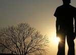 Hãy đi về con đường của mình anh nhé