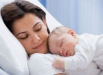 Chồng ham vui, vợ vượt cạn một mình