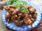 Móng lợn chiên nước mắm, bắt mắt và ngon miệng