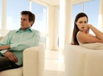 Em sẽ im lặng cho đến khi nào anh lên tiếng