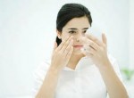 Những điều cần biết khi chăm sóc vùng da nhạy cảm quanh mắt