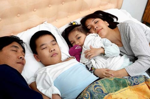 Khi con trẻ cản trở bố mẹ Khi con trẻ cản trở bố mẹ