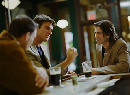 Khoe để… tiếp thị bản thân 1