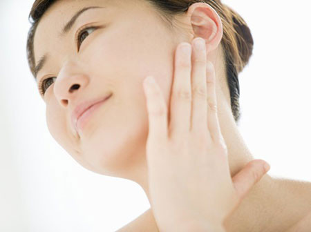 Mẹo giúp da mặt không bị chảy xệ 1 Mẹo giúp da mặt không bị chảy xệ 1