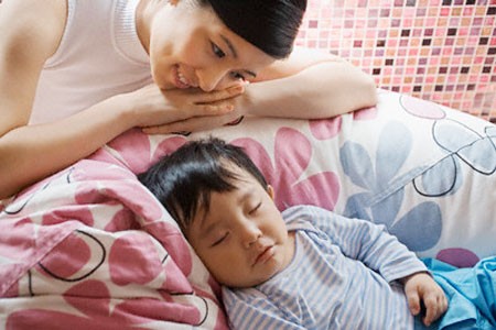 Vì sao cứ phải khen con giống bố? 1 Vì sao cứ phải khen con giống bố? 1