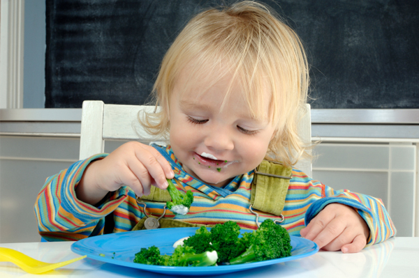 Giúp con có sở thích ăn rau xanh 1 Giúp con có sở thích ăn rau xanh 1
