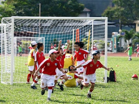 Trẻ vận động nhiều: uống sữa là tốt nhất 1 Trẻ vận động nhiều: uống sữa là tốt nhất 1