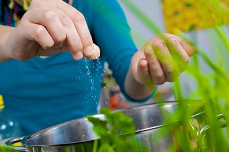 Thừa hay thiếu muối đều bệnh 1 Thừa hay thiếu muối đều bệnh 1
