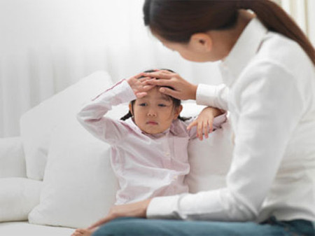 Những dấu hiệu và cách phòng chống mất nước ở trẻ 1 Những dấu hiệu và cách phòng chống mất nước ở trẻ 1