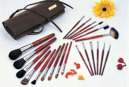 Cọ trang điểm 1 Cọ trang điểm 1