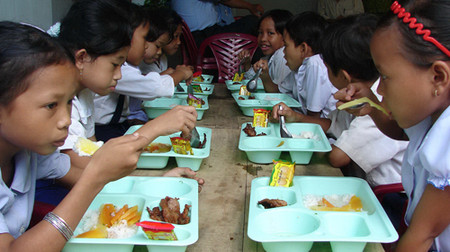 Chế độ dinh dưỡng dành cho trẻ ở bậc tiểu học 1 Chế độ dinh dưỡng dành cho trẻ ở bậc tiểu học 1