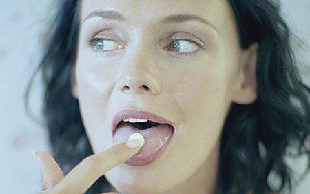 Mẹ dùng thuốc giảm đau, thai nhi có nguy cơ bị dị tật 1 Mẹ dùng thuốc giảm đau, thai nhi có nguy cơ bị dị tật 1