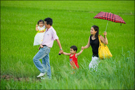 3. Hãy đặt gia đình là trung tâm thay vì trẻ em là trung tâm 1 3. Hãy đặt gia đình là trung tâm thay vì trẻ em là trung tâm 1