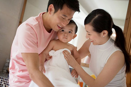 1. Không có một phương pháp nào “đúng” trong việc nuôi dưỡng trẻ 1 1. Không có một phương pháp nào “đúng” trong việc nuôi dưỡng trẻ 1
