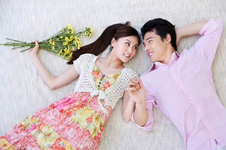 2- Bạn và anh ấy thường đồng ý với nhau trong những chuyện gì? 1 2- Bạn và anh ấy thường đồng ý với nhau trong những chuyện gì? 1