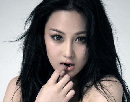Không tẩy trang 1 Không tẩy trang 1