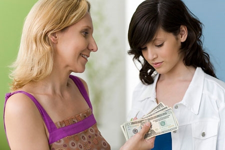 Nhà chồng quá coi trọng tiền, tôi có nên ly hôn? 1 Nhà chồng quá coi trọng tiền, tôi có nên ly hôn? 1