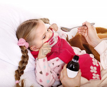 Lưu ý với mẹ khi bé không chịu uống thuốc 1 Lưu ý với mẹ khi bé không chịu uống thuốc 1