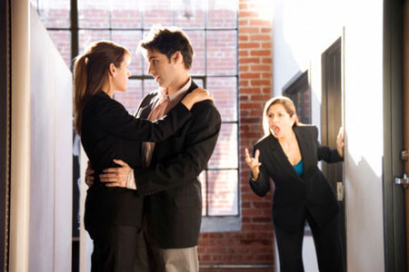 Chồng “say nắng” thất thần 1 Chồng “say nắng” thất thần 1