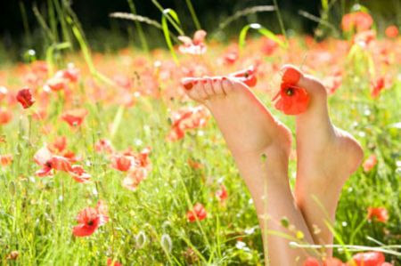 Mẹo xứ lý chứng ra mồ hôi chân mùa hè 1 Mẹo xứ lý chứng ra mồ hôi chân mùa hè 1