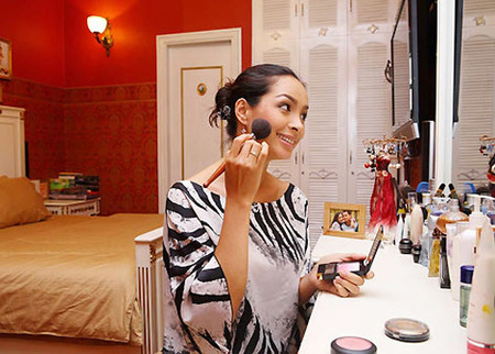 Lấy được vợ đẹp mà tôi vẫn phải chạnh lòng 1 Lấy được vợ đẹp mà tôi vẫn phải chạnh lòng 1