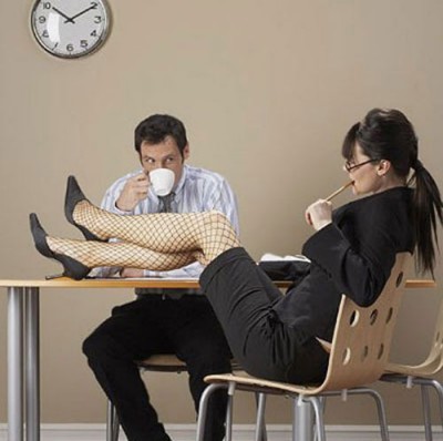 Làm gì khi chồng bị kẻ khác tán tỉnh? 1 Làm gì khi chồng bị kẻ khác tán tỉnh? 1