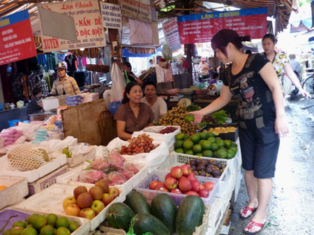 Chỉ số giá tiêu dùng âm nhưng nhiều mặt hàng thực phẩm vẫn ở mức giá cao 2 Chỉ số giá tiêu dùng âm nhưng nhiều mặt hàng thực phẩm vẫn ở mức giá cao 2