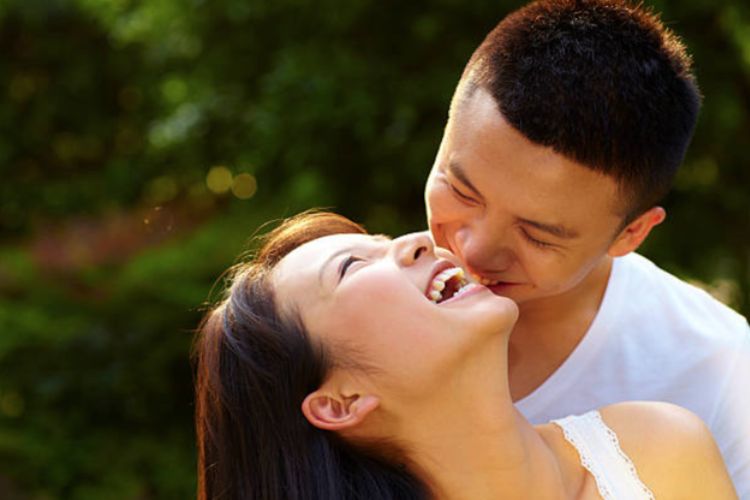 Đã có chồng con nhưng tôi lại yêu người nhỏ tuổi hơn mình 2