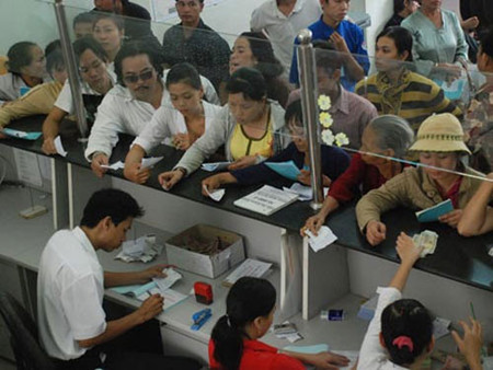 Không tin tưởng bệnh viện tuyến dưới, người bệnh đổ dồn lên tuyến trên 1 Không tin tưởng bệnh viện tuyến dưới, người bệnh đổ dồn lên tuyến trên 1