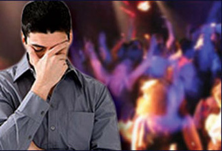 Choáng vì vợ cứ giận là... khỏa thân 1 Choáng vì vợ cứ giận là... khỏa thân 1