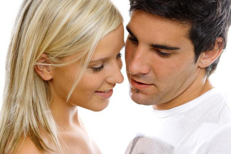 2. Cảm thấy chán nản mỗi khi chàng không ở bên 1 2. Cảm thấy chán nản mỗi khi chàng không ở bên 1